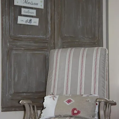Chez Jumaine Bed & Breakfast *